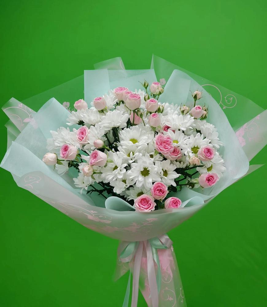 Букет влюбленный романтик в Шексне Букет цветов из: Розы и Хризантемы в Шексне