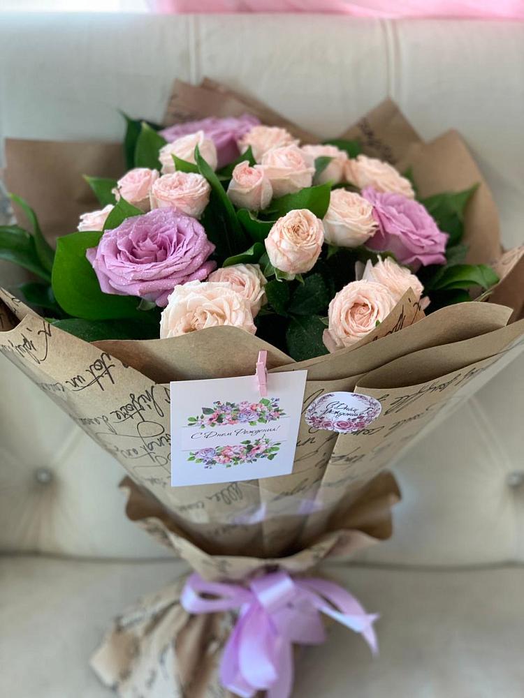 Букет розовая сирень в Шексне Букет цветов из: Розы в Шексне