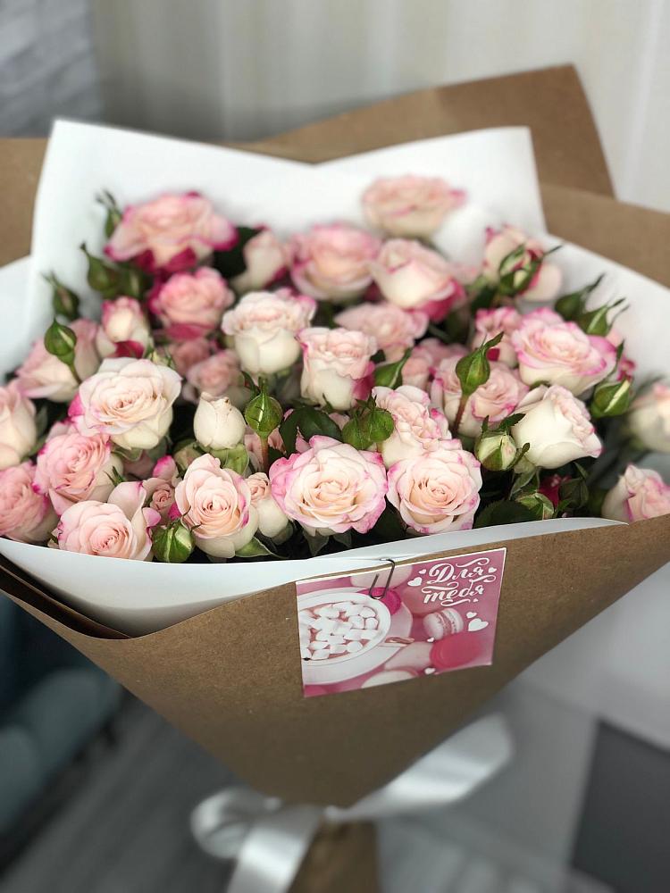 Букет цветов из: Розы в Шексне