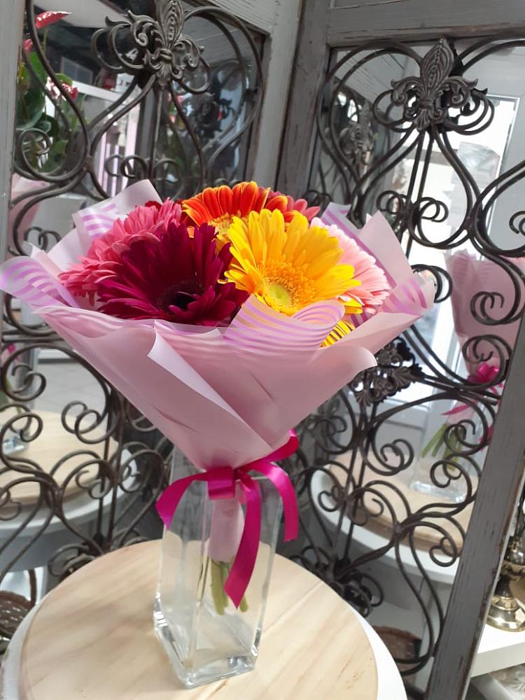 Букет цветов из: Герберы в Шексне