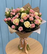 Букет цветов из:  Розы в Шексне